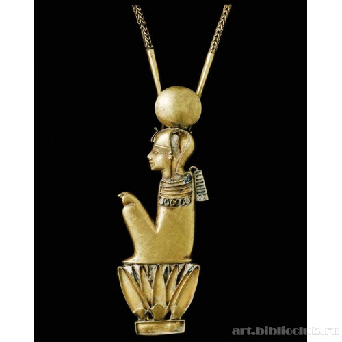 Кулон на цепочке