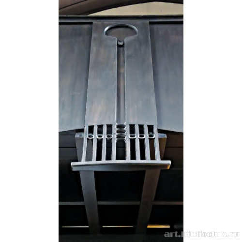 Фрагмент консоли балкона