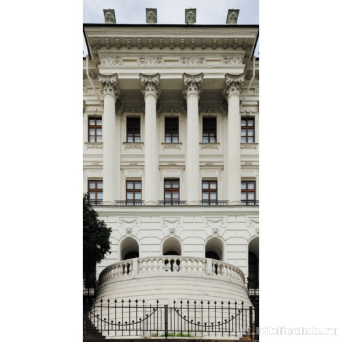 Портик главного фасада