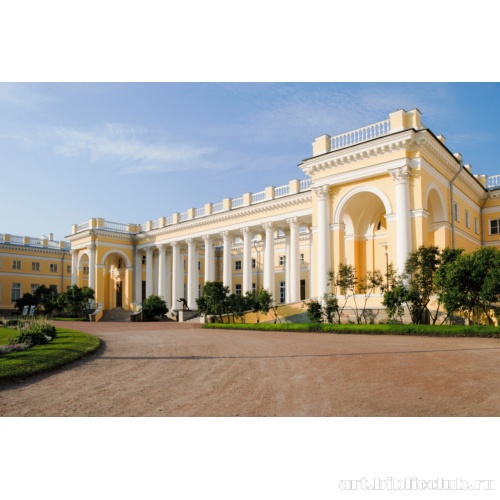 Главный фасад