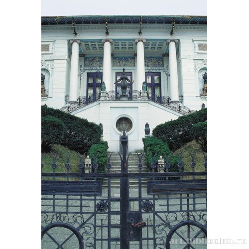 Первая вилла Вагнера. Центральная часть фасада. Современное состояние