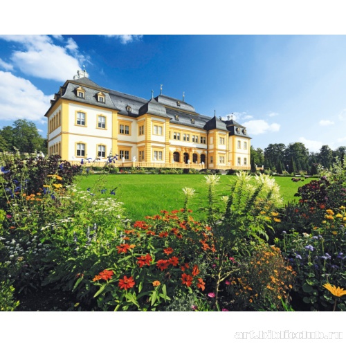 Летняя епископская резиденция Файтсхёххайм в пригороде Вюрцбурга