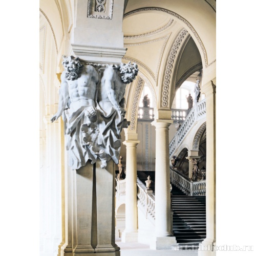 Парадная лестница. Фрагмент