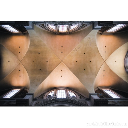 Вид на своды потолка (крестово-прямые)
