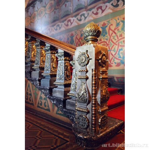 Фрагмент ограждения парадной лестницы