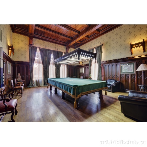 Кабинет Н.А. Веригиной и ее супруга (сейчас — бильярдная)