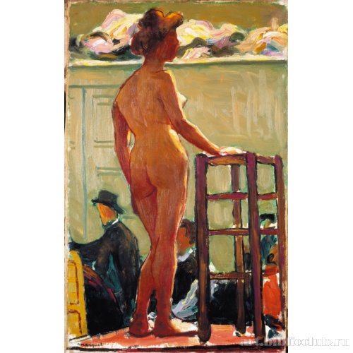 Модель у этажерки