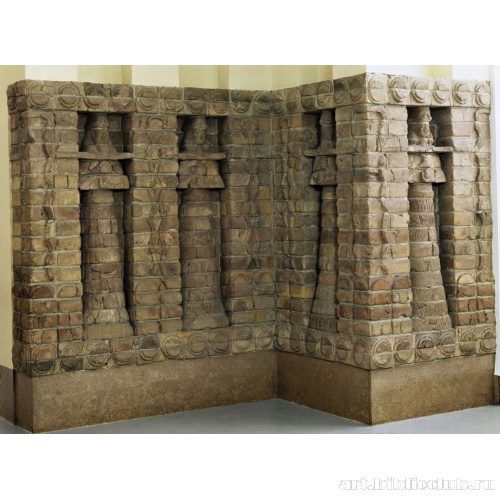 Фасад храма Инанны