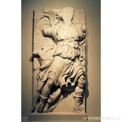 Пергамский алтарь. Западная сторона, южный ризалит. Дионис и Сатир