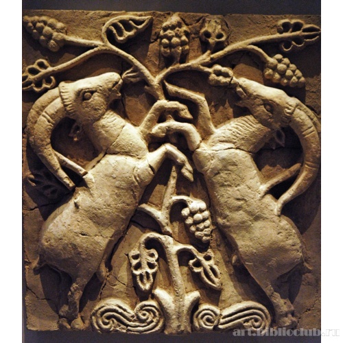 Бараны у виноградной лозы