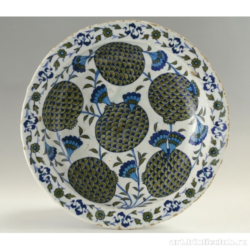 Блюдо с изображением гранатов