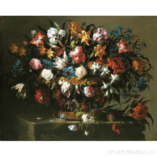 Маленькая корзина с цветами