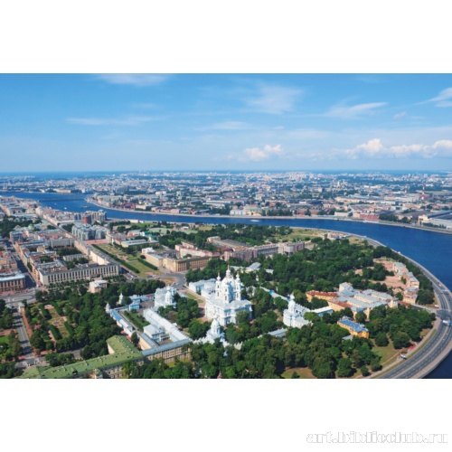 Вид на Смольный монастырь с высоты птичьего полета