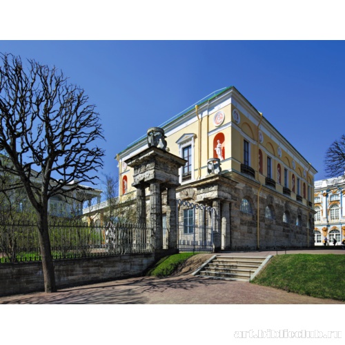 Холодные бани. Северо-восточный и юго-восточный фасады