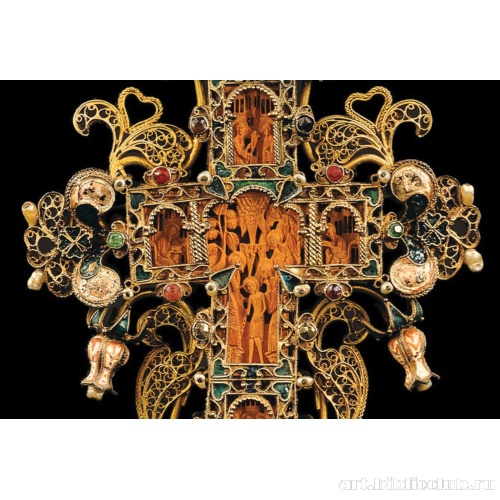 Крест. Фрагмент