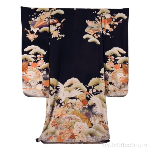 Кимоно фурисодэ