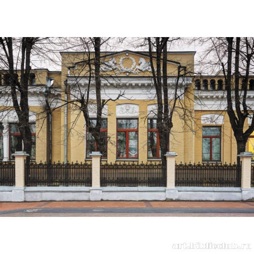 Центральный ризалит главного фасада особняка А. К. Ферстер — А. Леман