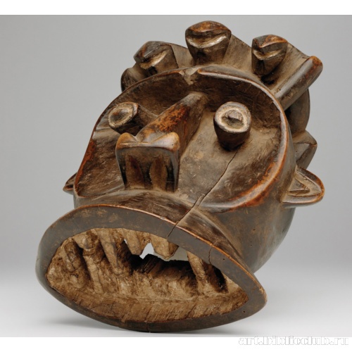 Ритуальная маска