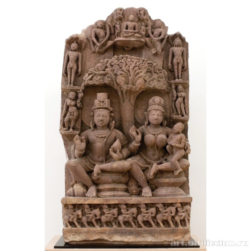 Стела с парой якша — якшини и джинами