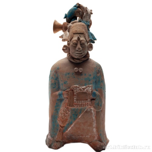 Женская терракотовая фигурка