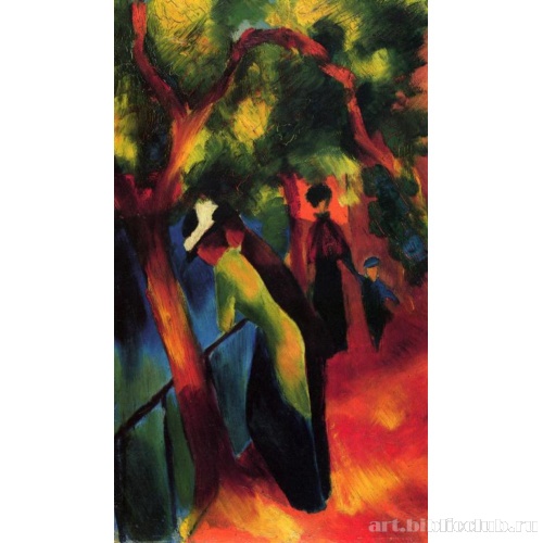 Дорожка в солнечных пятнах