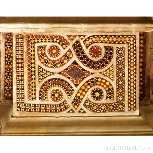 Фрагмент мозаики клуатра