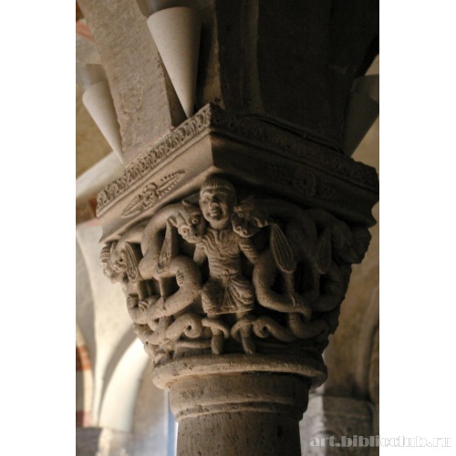 Сан Микеле в Павии. Капитель